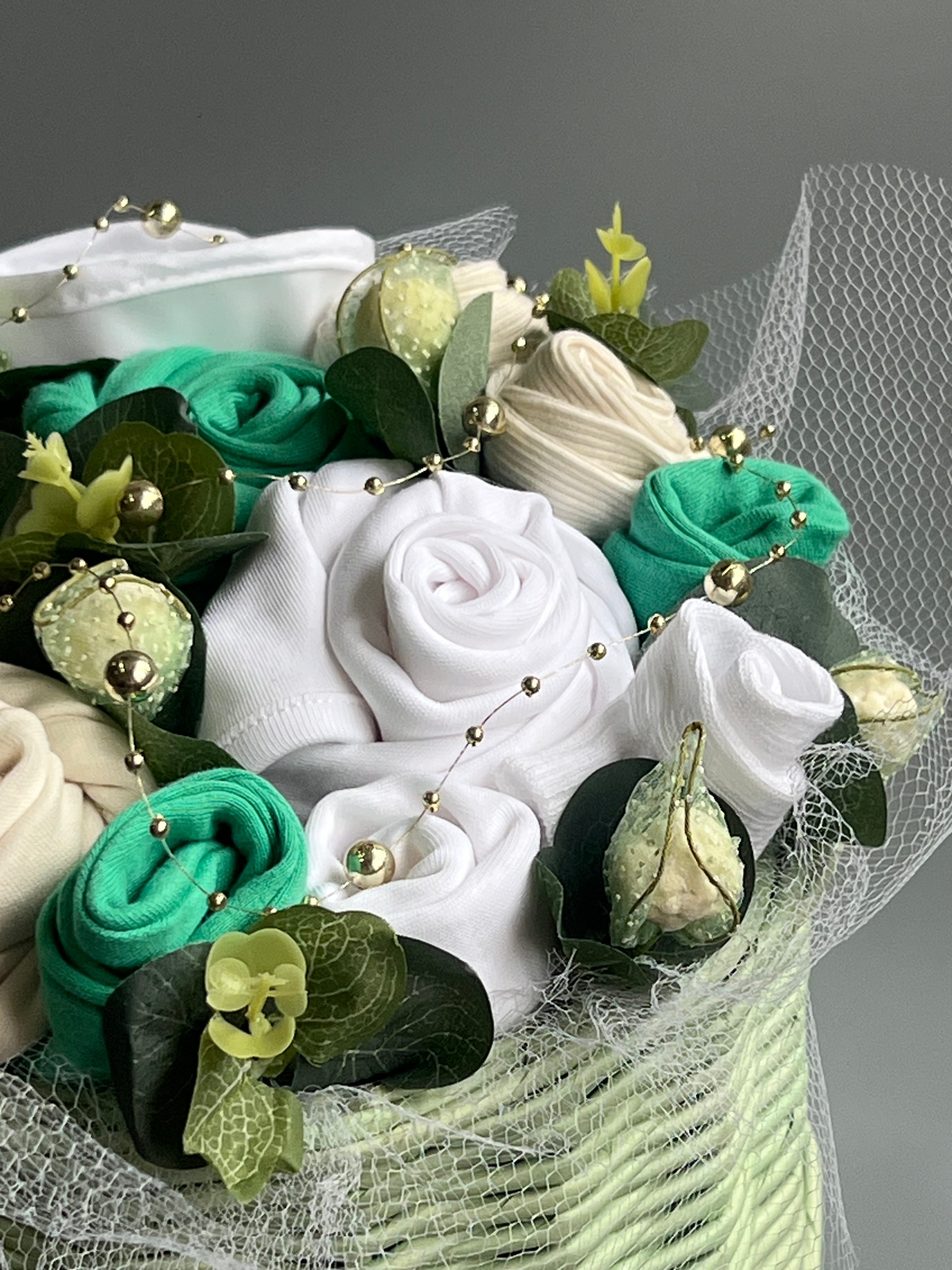 Green round basket