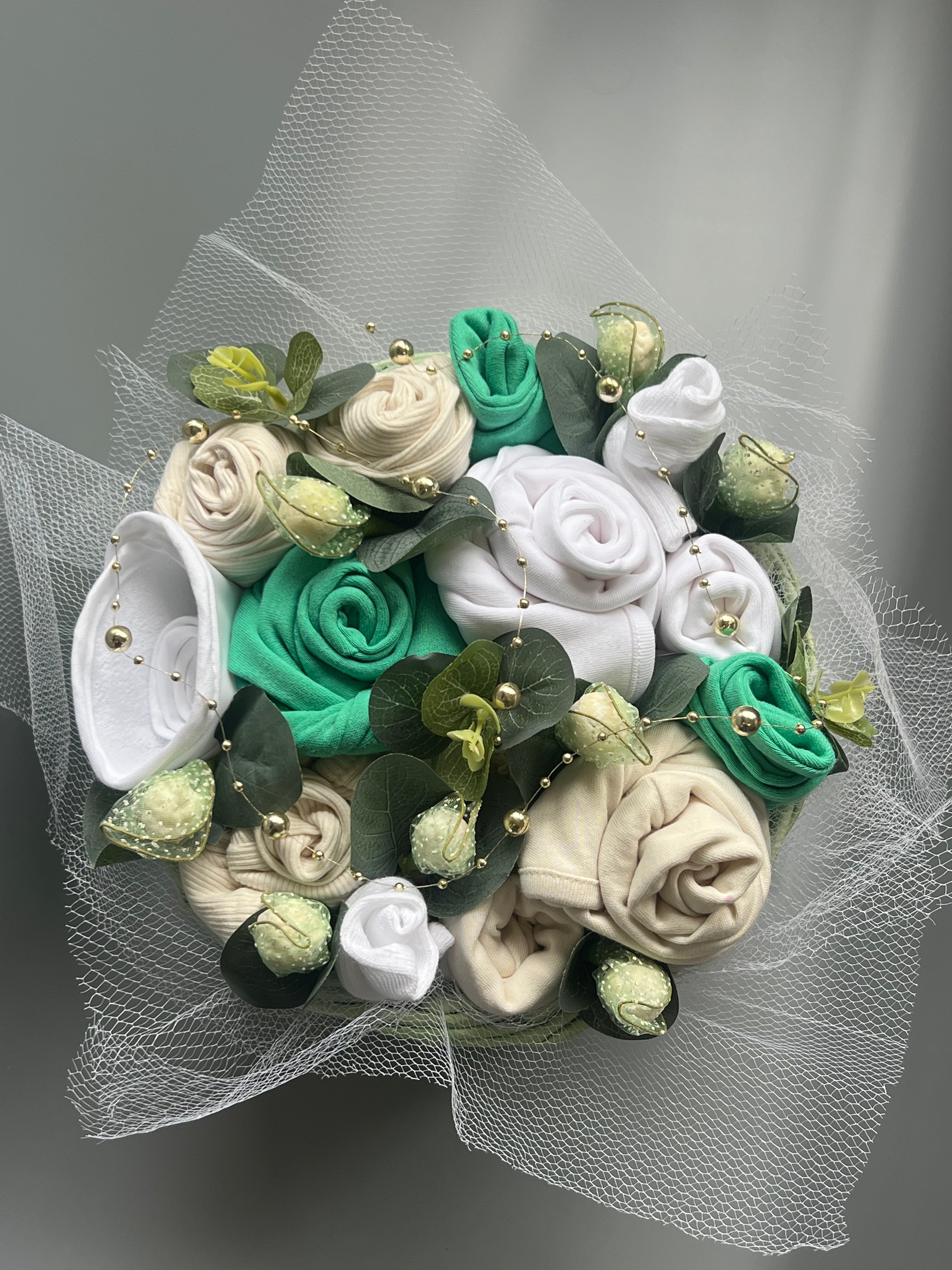 Green round basket